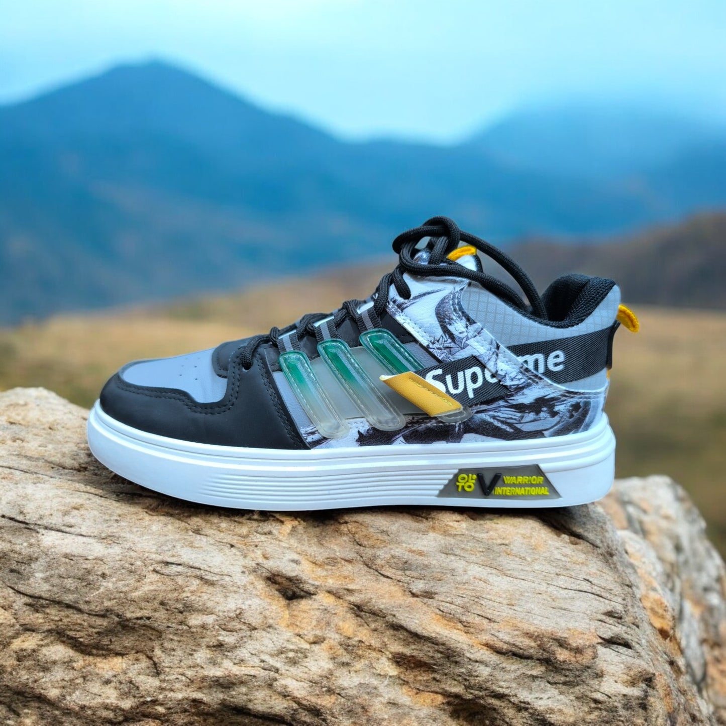 004 Gray Men’s Sneaker Comfortable Casual Shoe